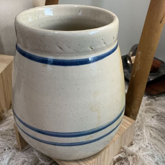 Vintage 1982 Farm Scene Hand Painted Ruth Paoge Pottery Earthenware Vase - Picture 6 of 17